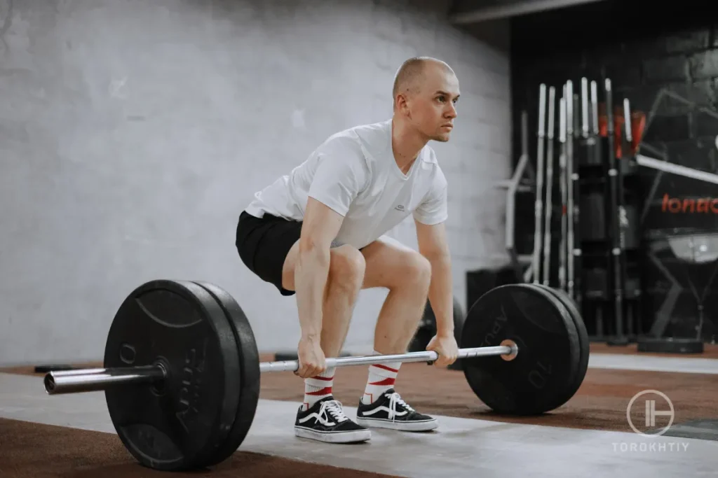 Deadlifting in Vans Torokhtiy