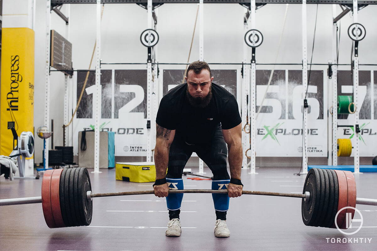 WBCM Athlete Deadlift Stance