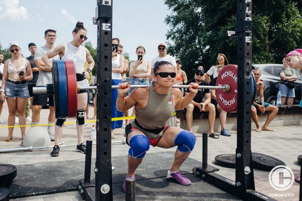 female squat workout