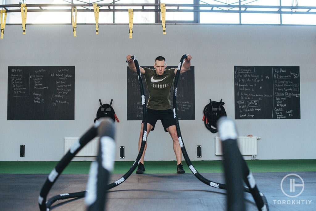 Athlete Workout Using Battle Rope