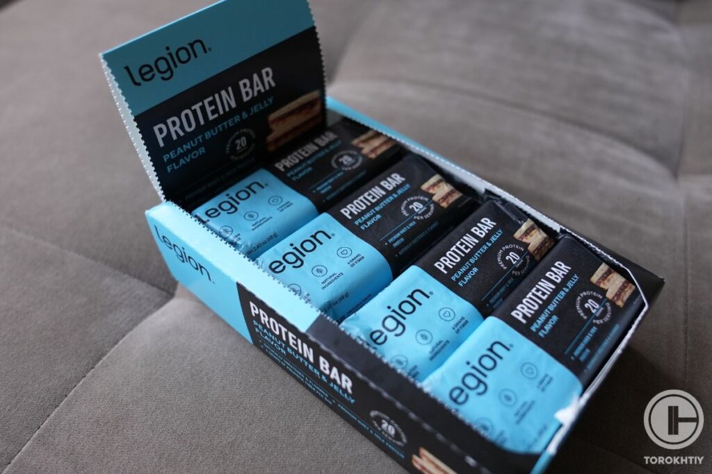 Protein bars by Legion