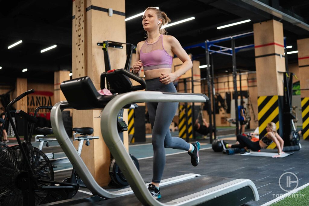 Warm-up on treadmill