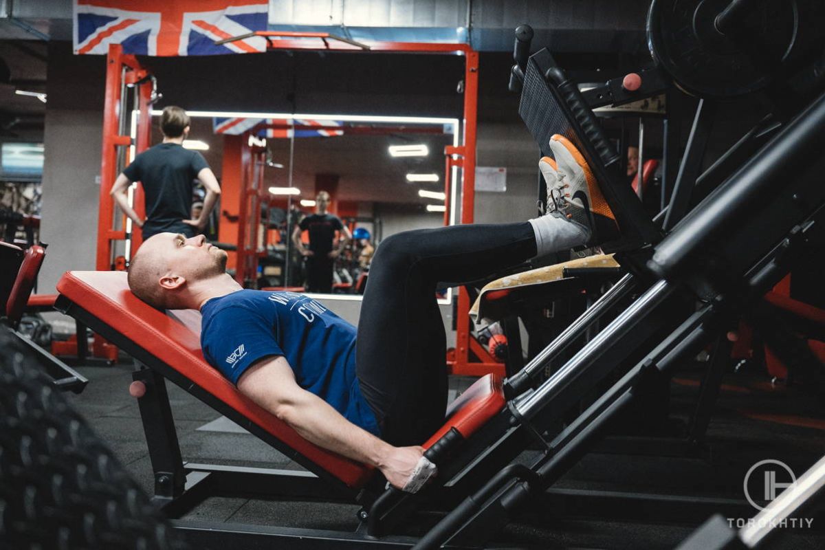 Leg press at the gym