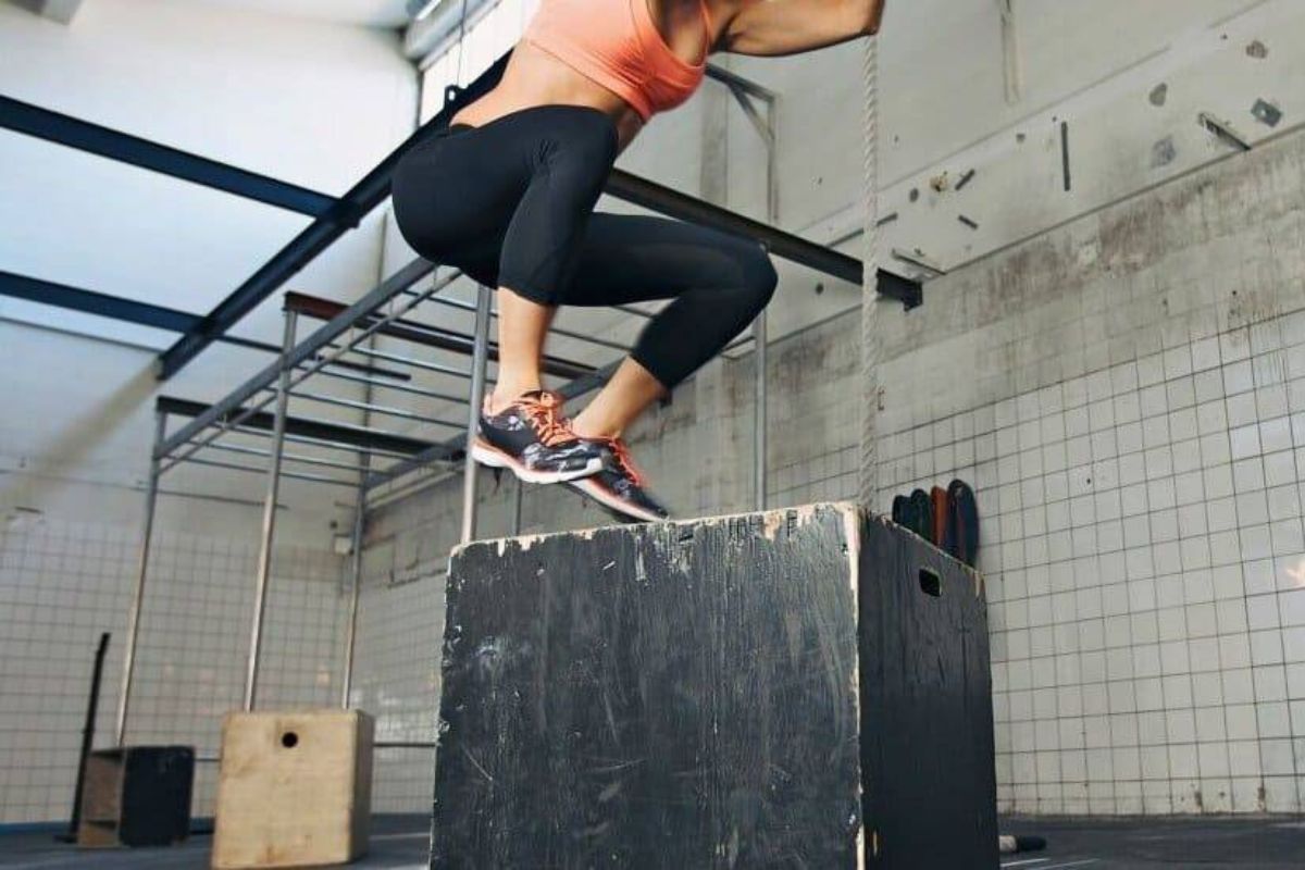 Athlete training on plyo box