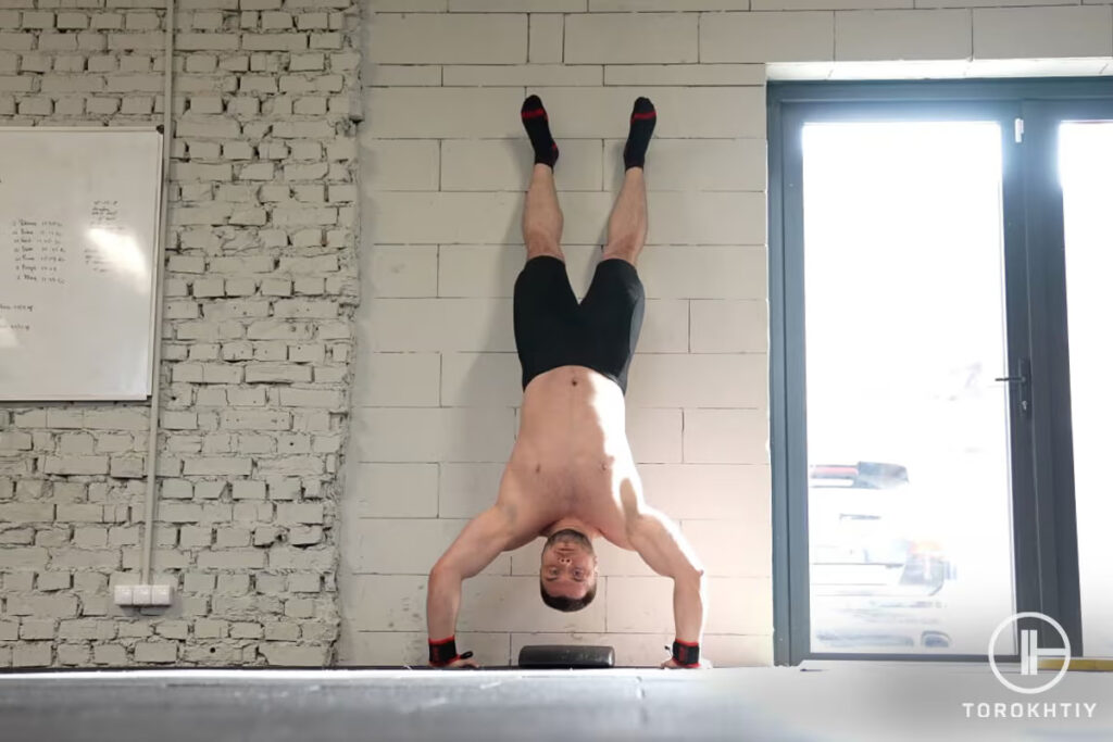 How to Get Better at Handstands: 7 Important Tips