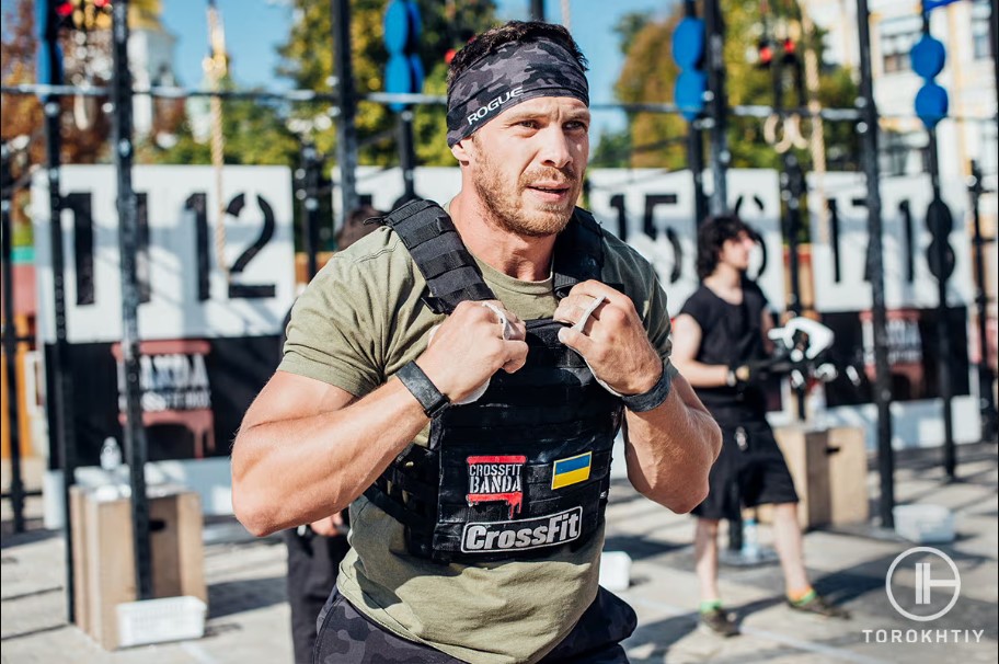 athlete using weighted vest