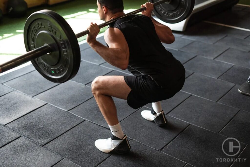 Back Squat Workout in Gym