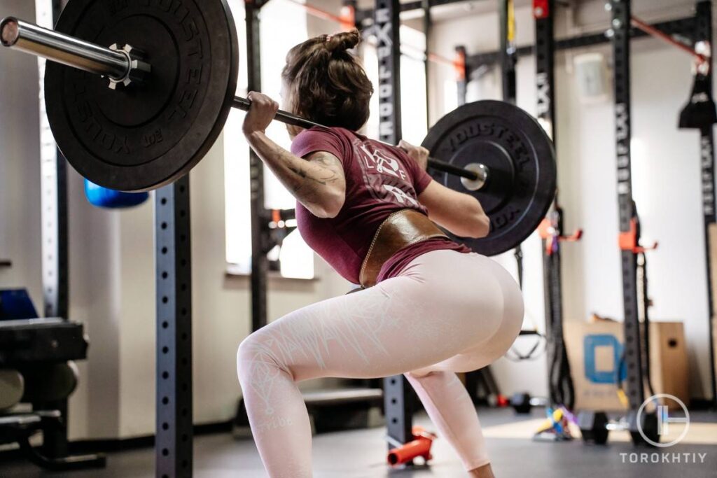 Back Female Squat