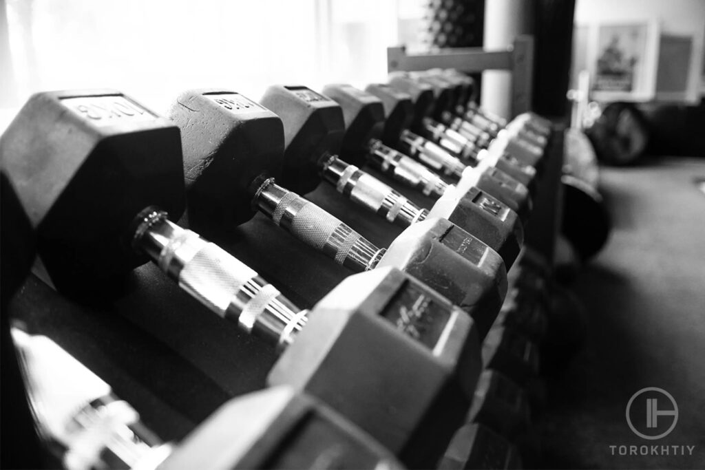 dumbbells in gym