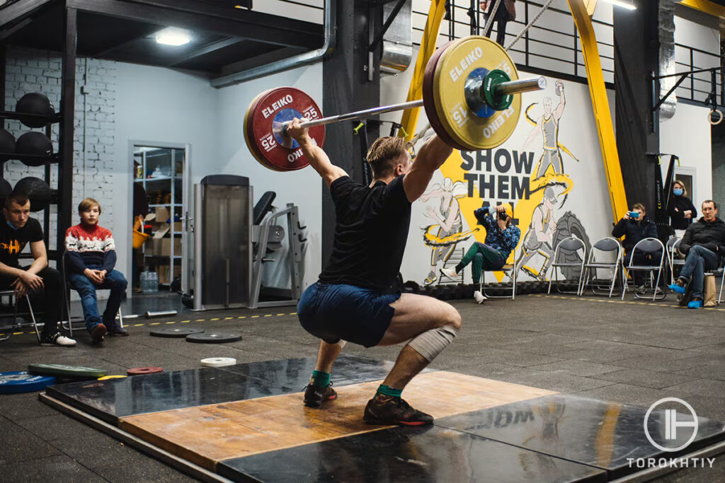 Overhand Squat With Barbel