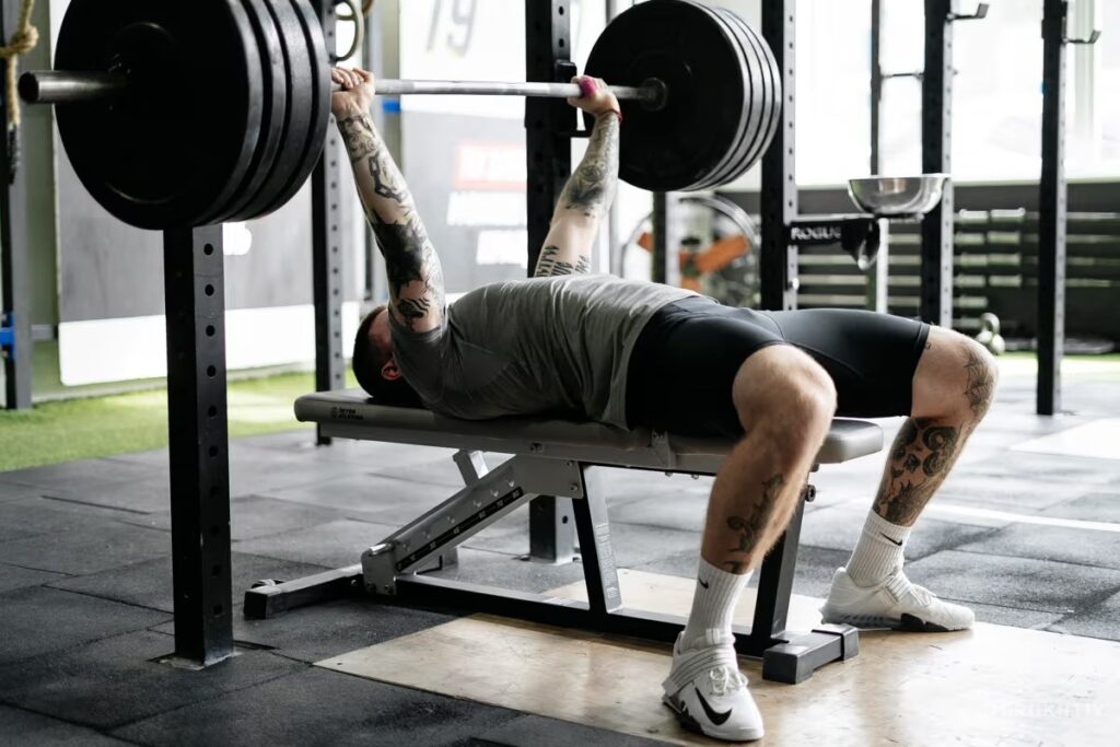 Training in gym torokhtiy