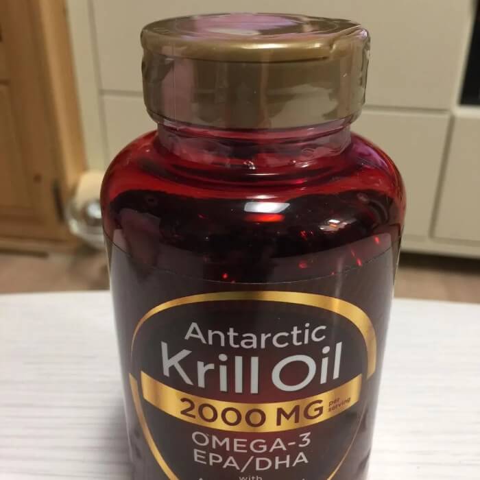 Carlyle Krill Oil instagram