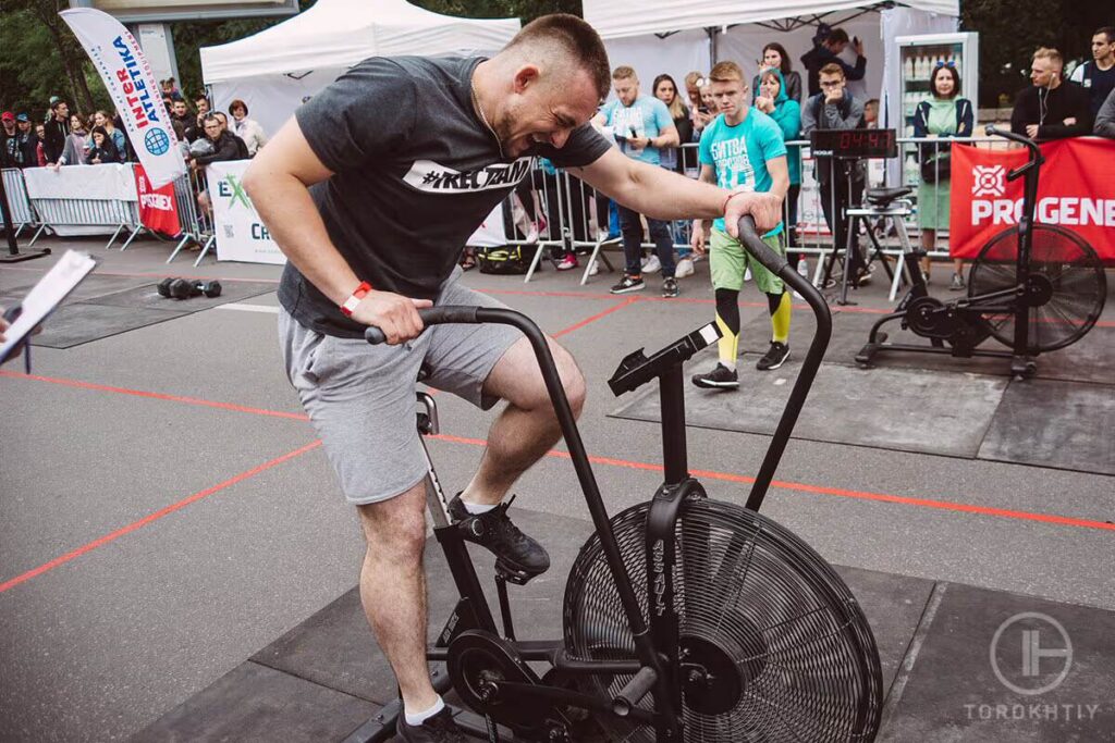 Exercise Bike With Moving Arms